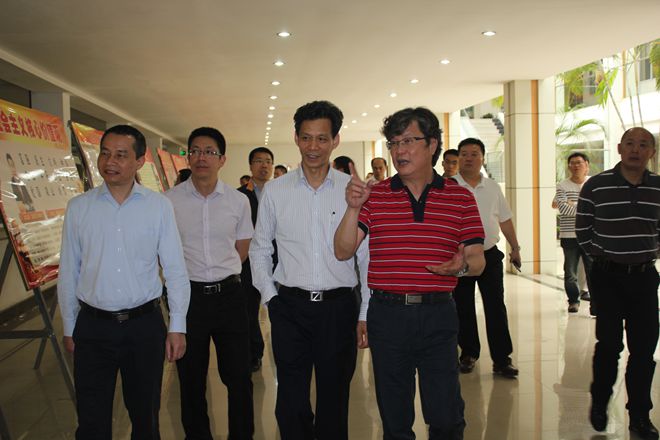佛山高新区考察团到皇氏集团考察