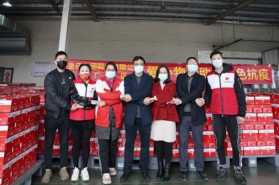 暖冬行动丨皇氏集团捐赠20万元营养物资与百色人民共渡疫情关！